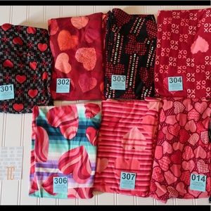 TC valentine lularoe leggings